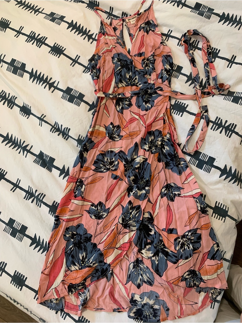 Billabong XS Wrap Dress